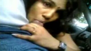Sunniyai manaivi oombum tamil sex video only