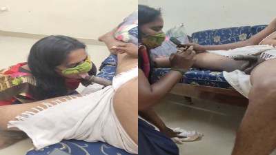 ப்யூடிஃபுல் மெச்யூர் ஆஂடீ காக் ஸகிஂக் வித் ஸரீ