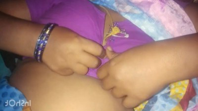 Aunty jacket kayati big boobs pisaiyum mms clip