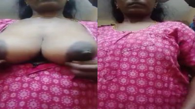 Divorced aunty shows her big dusky mulai in real x video