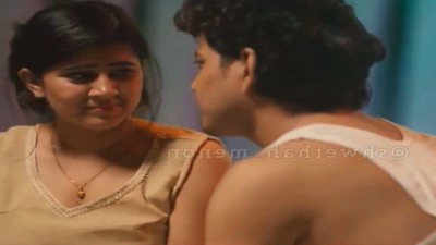 Ilam pennai mayaki ool panum hot kathalan