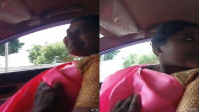Driver pressing mature Teacher aunty mulai on saree